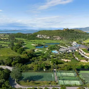 https://argentario-golf-resort-spa.it-tuscanyhotel.com